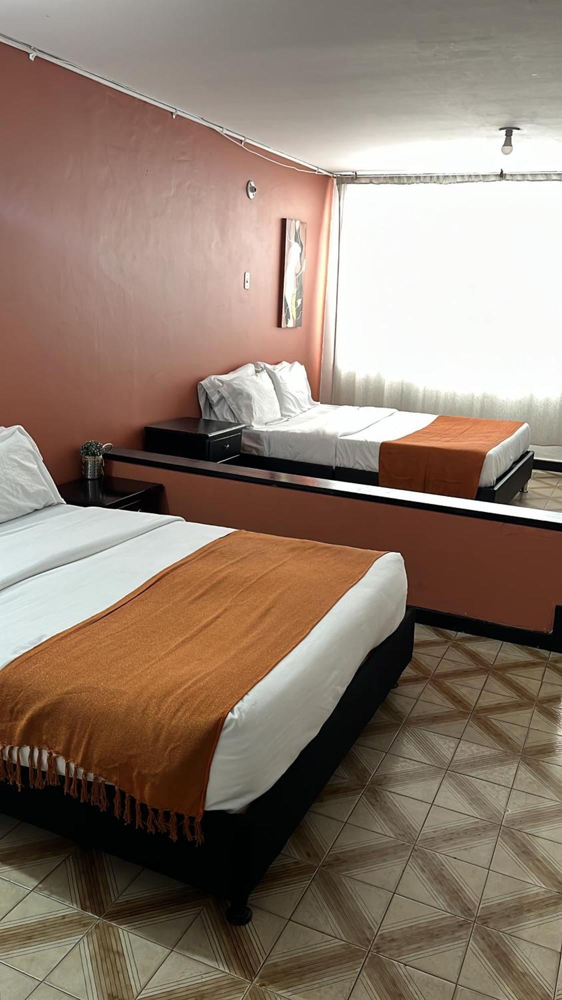 Hotel Way Maker 1 Bogotá Zewnętrze zdjęcie