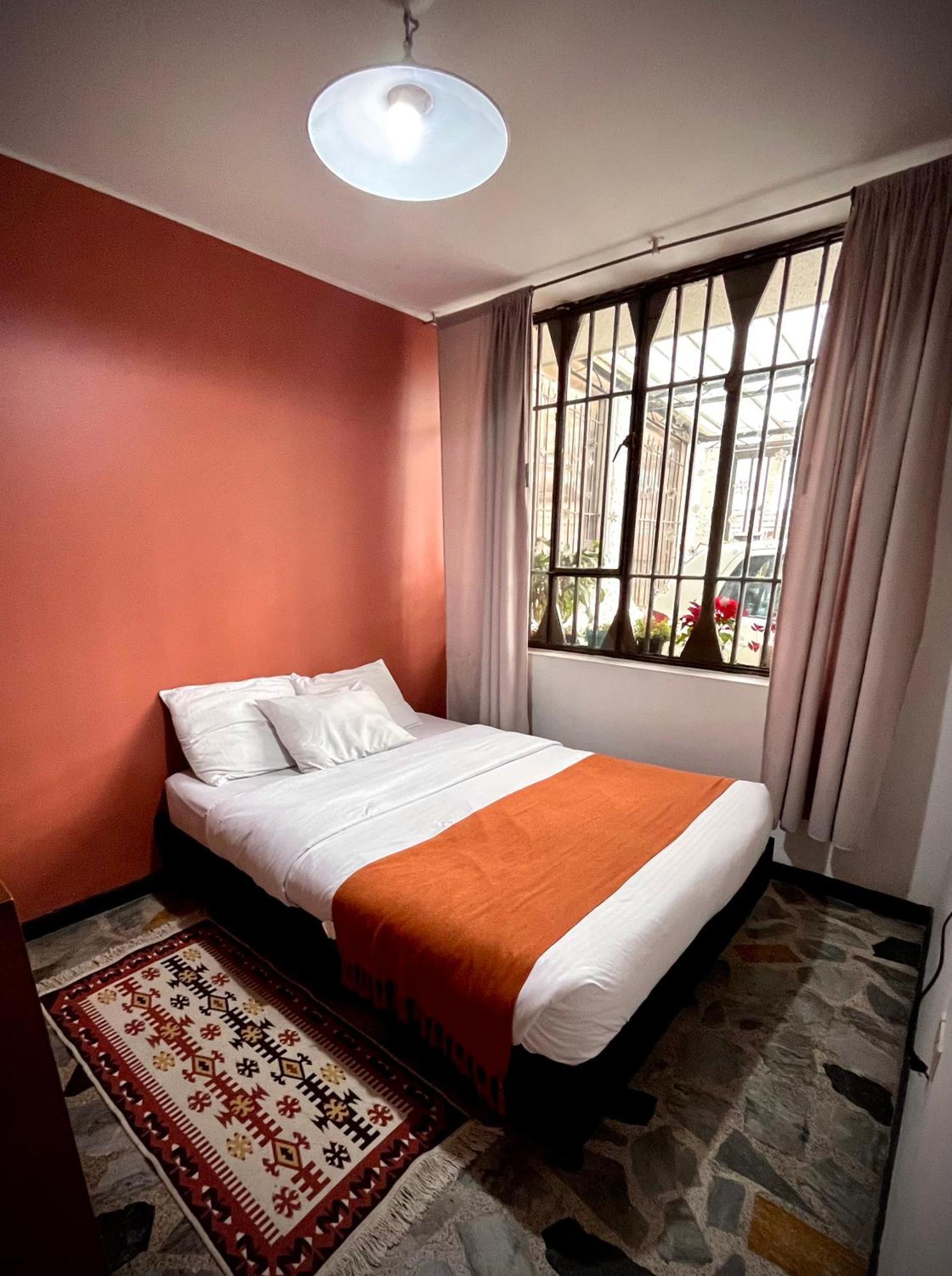 Hotel Way Maker 1 Bogotá Zewnętrze zdjęcie