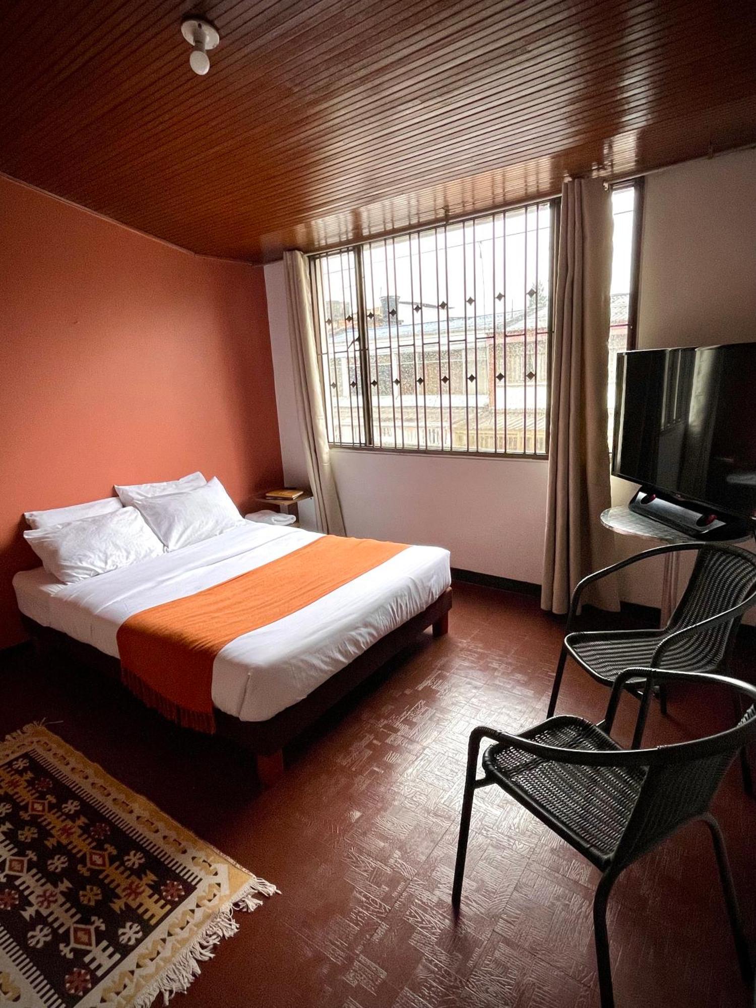 Hotel Way Maker 1 Bogotá Zewnętrze zdjęcie