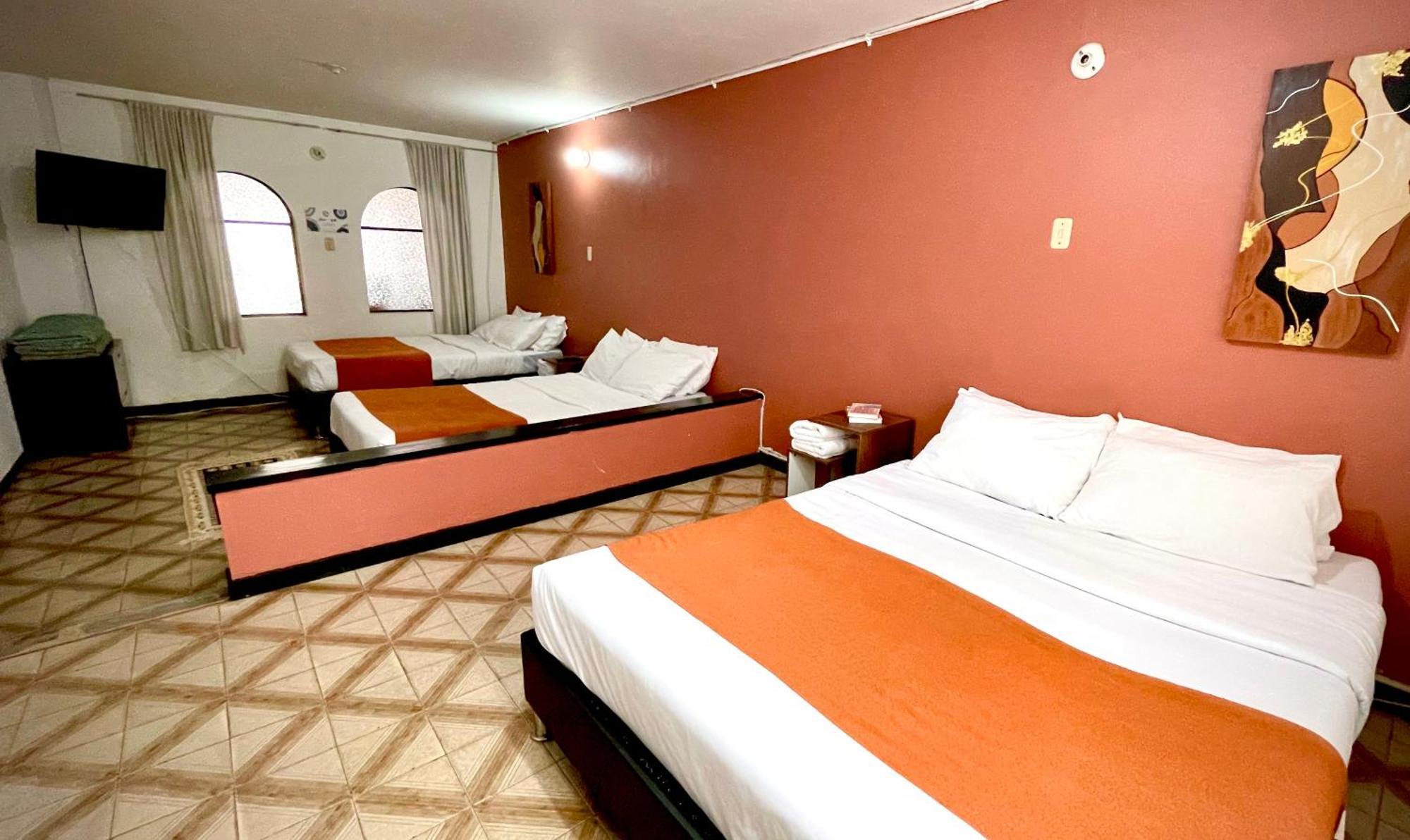 Hotel Way Maker 1 Bogotá Zewnętrze zdjęcie